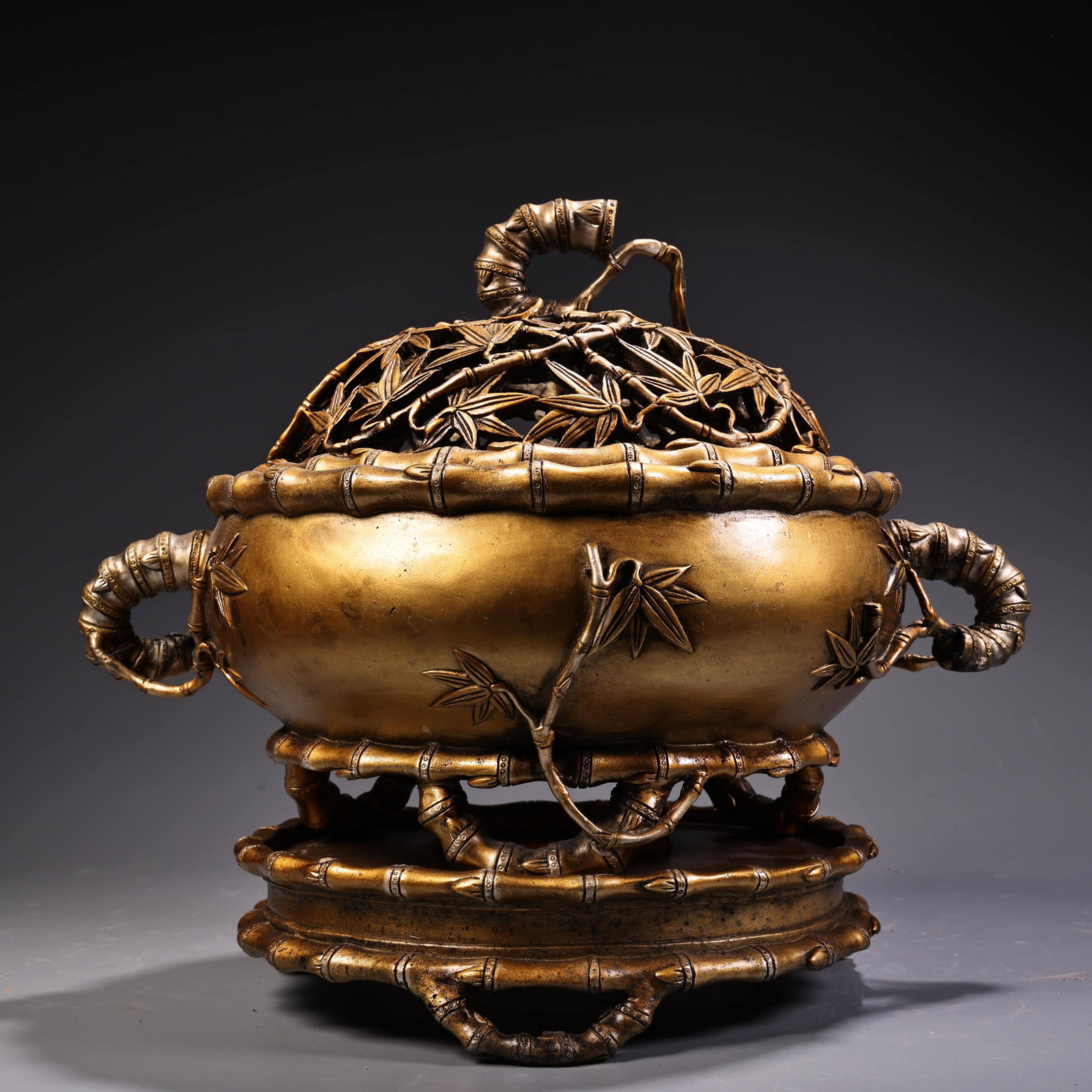 Pure copper high-relief engraved and gilded bamboo-shaped incense burner (1 of 9)