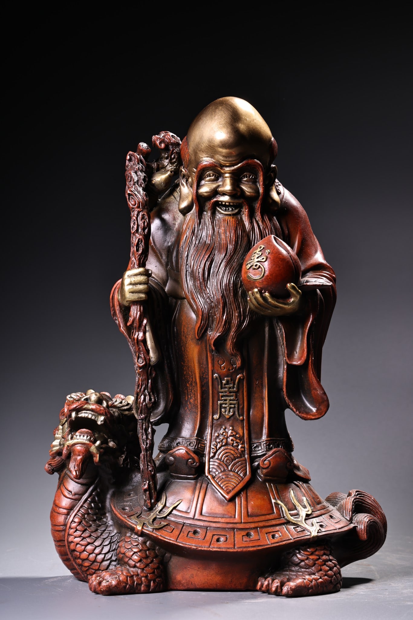 Rare antique collection: Pure copper, red copper, high relief, engraved, gilded dragon, turtle, and: A rare and exquisite pure copper statue, crafted with high relief engraving and gilding of a dragon, turtle, and longevity god, weighing 2500g, 24cm high and 16cm wide. Thank you for viewing our aucti