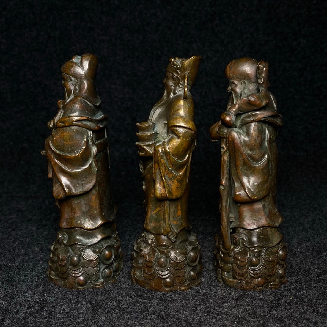 Rosewood and bone-inlaid mother-of-pearl collection box and antique patina bronze three-piece - 7