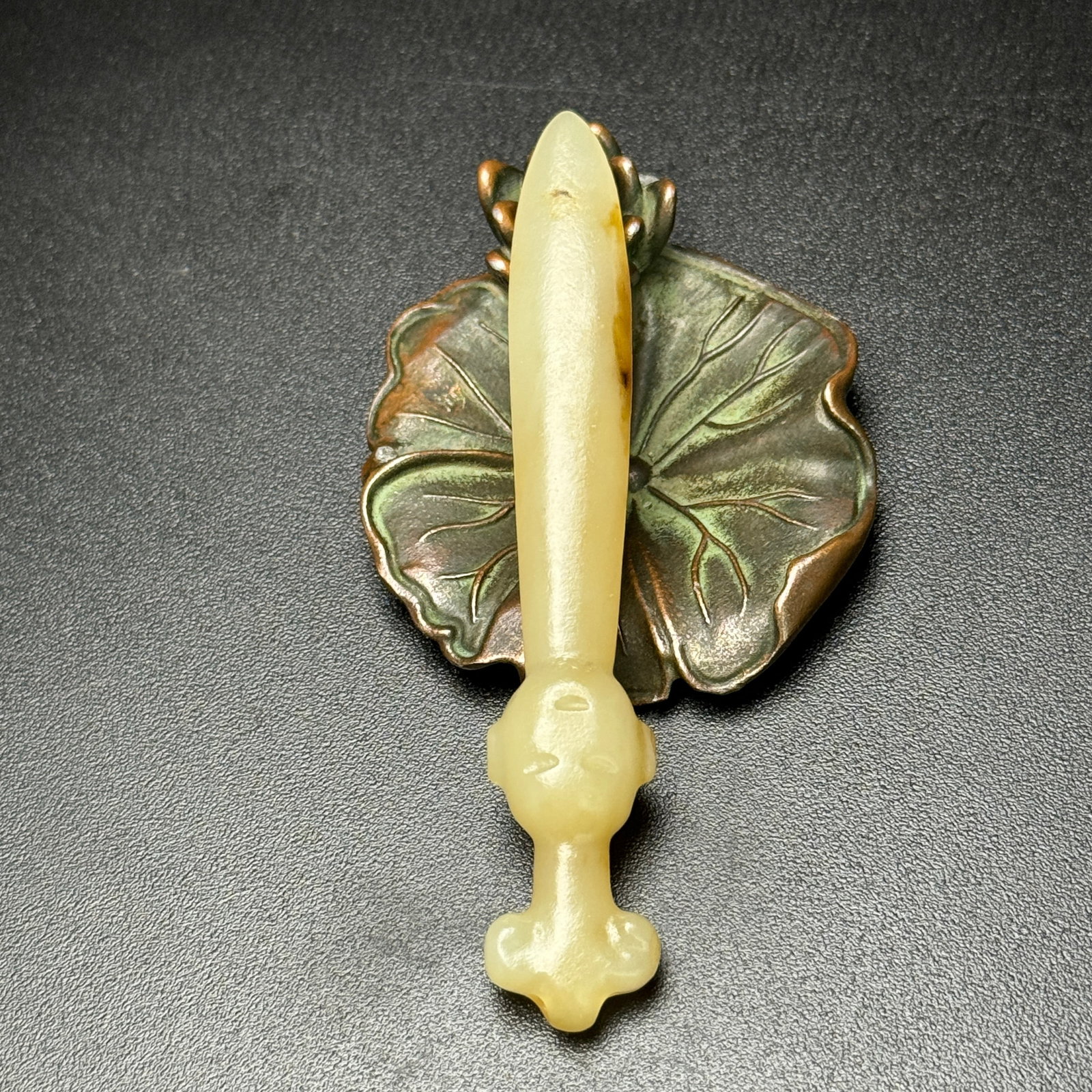 Hetian jade sword - 2