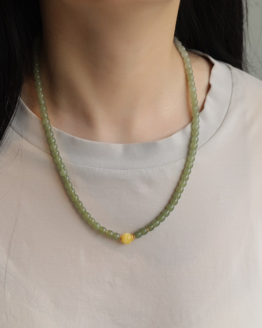 Natural Hetian jade with multiple gradient colors - 9