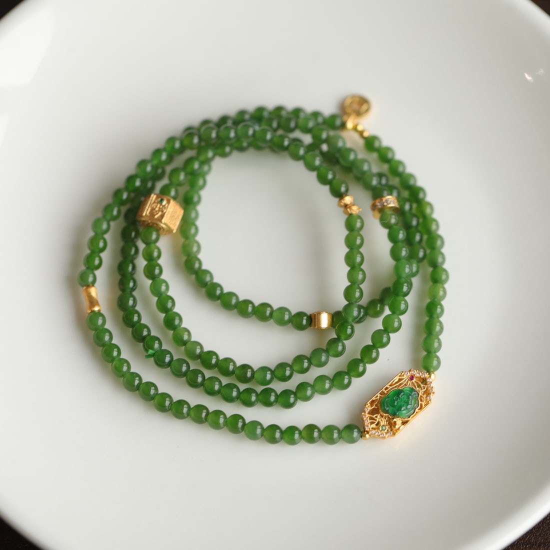 Natural jade with multiple rings - 6