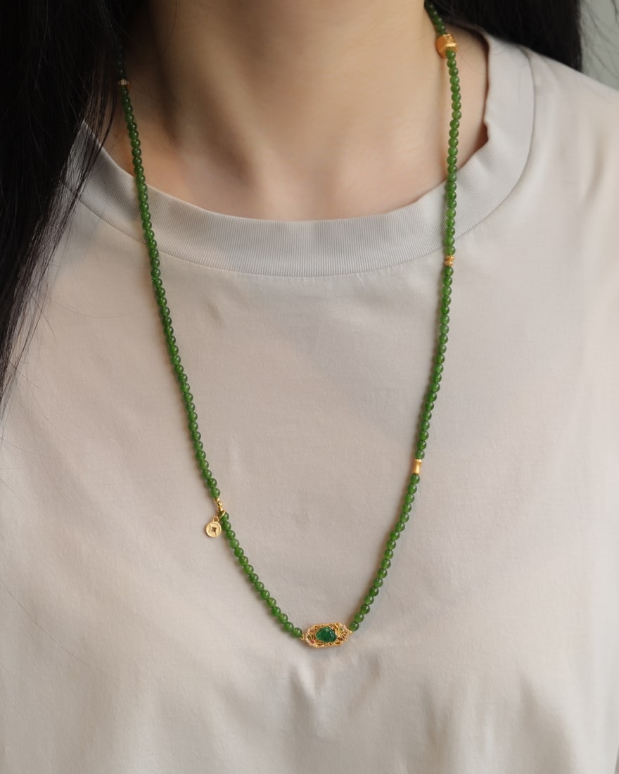 Natural jade with multiple rings - 9