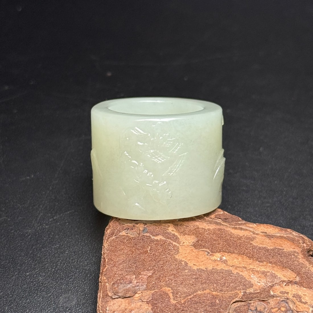 Hetian jade thumb ring - 3