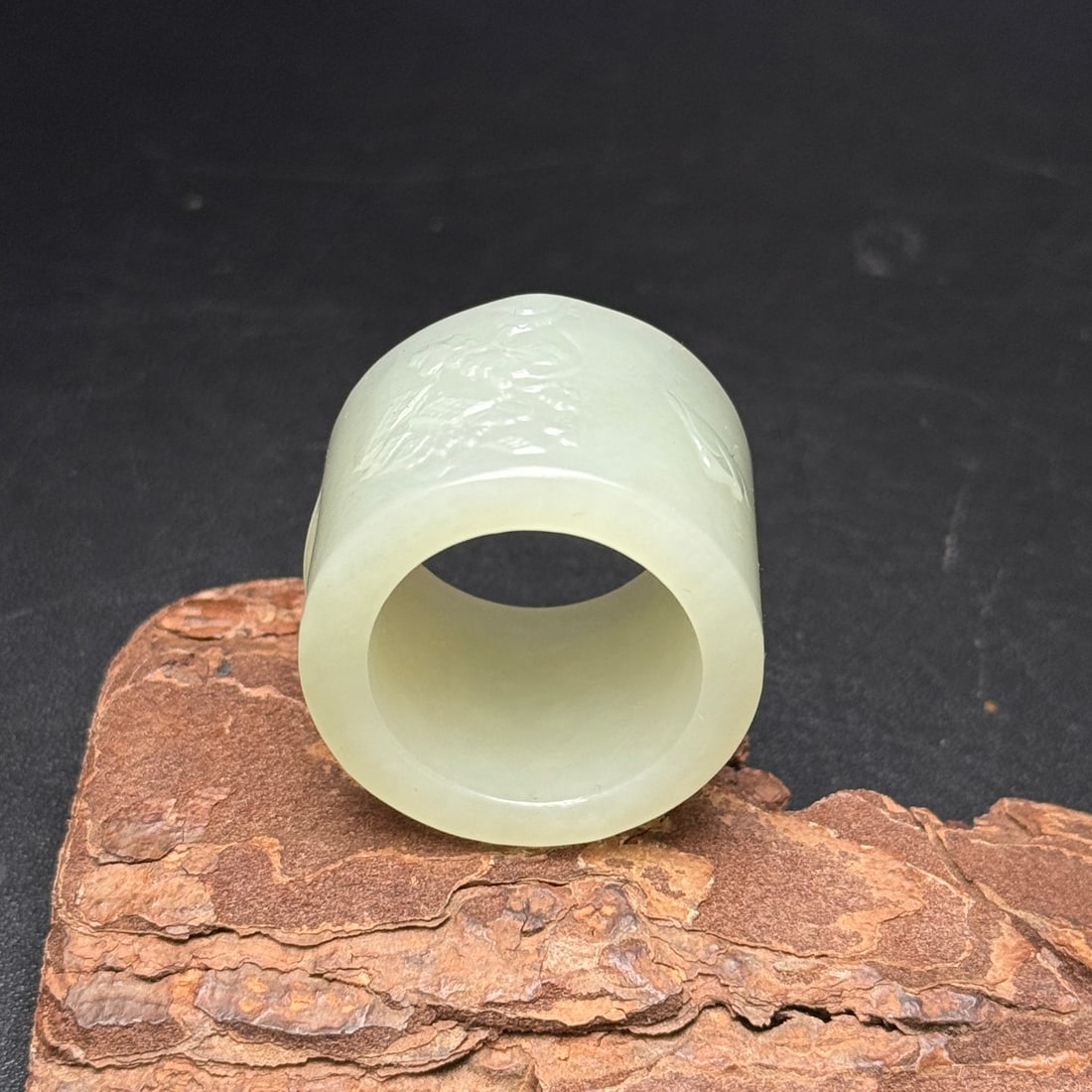Hetian jade thumb ring - 4