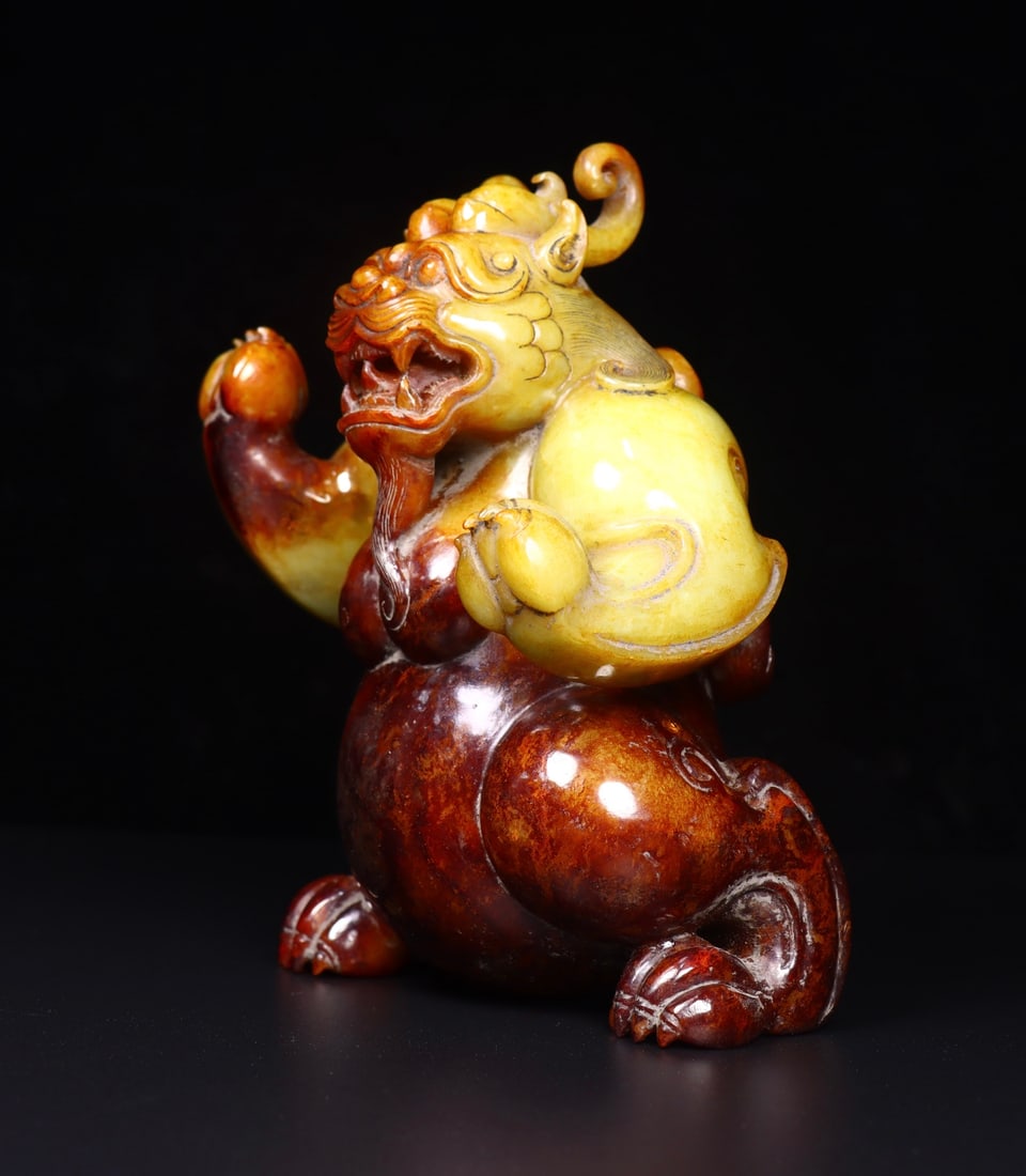 Exquisite Hetian Jade Bear - 2