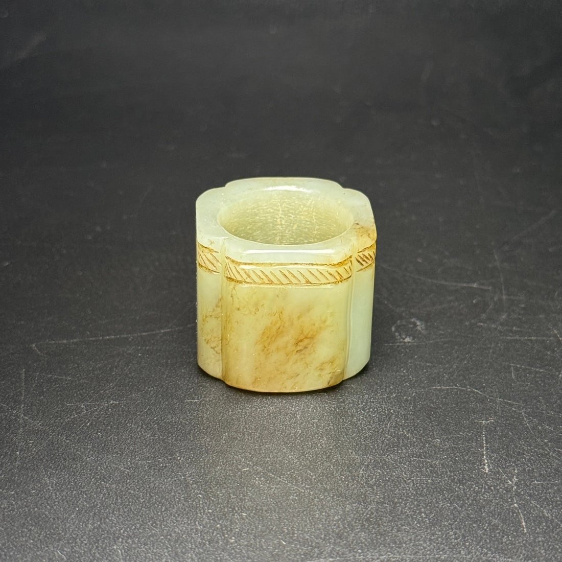 Hetian jade thumb ring - 2