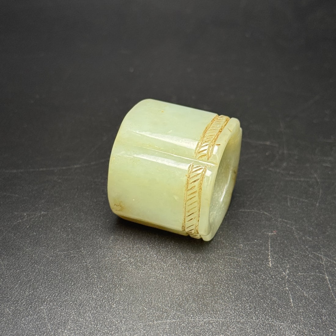 Hetian jade thumb ring - 4