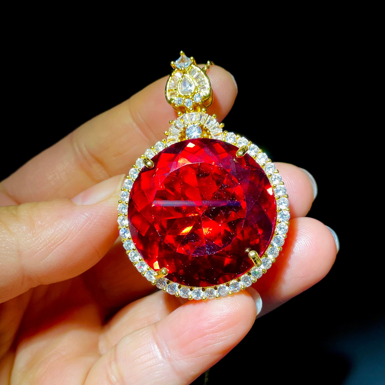 Natural ruby pendant - 5