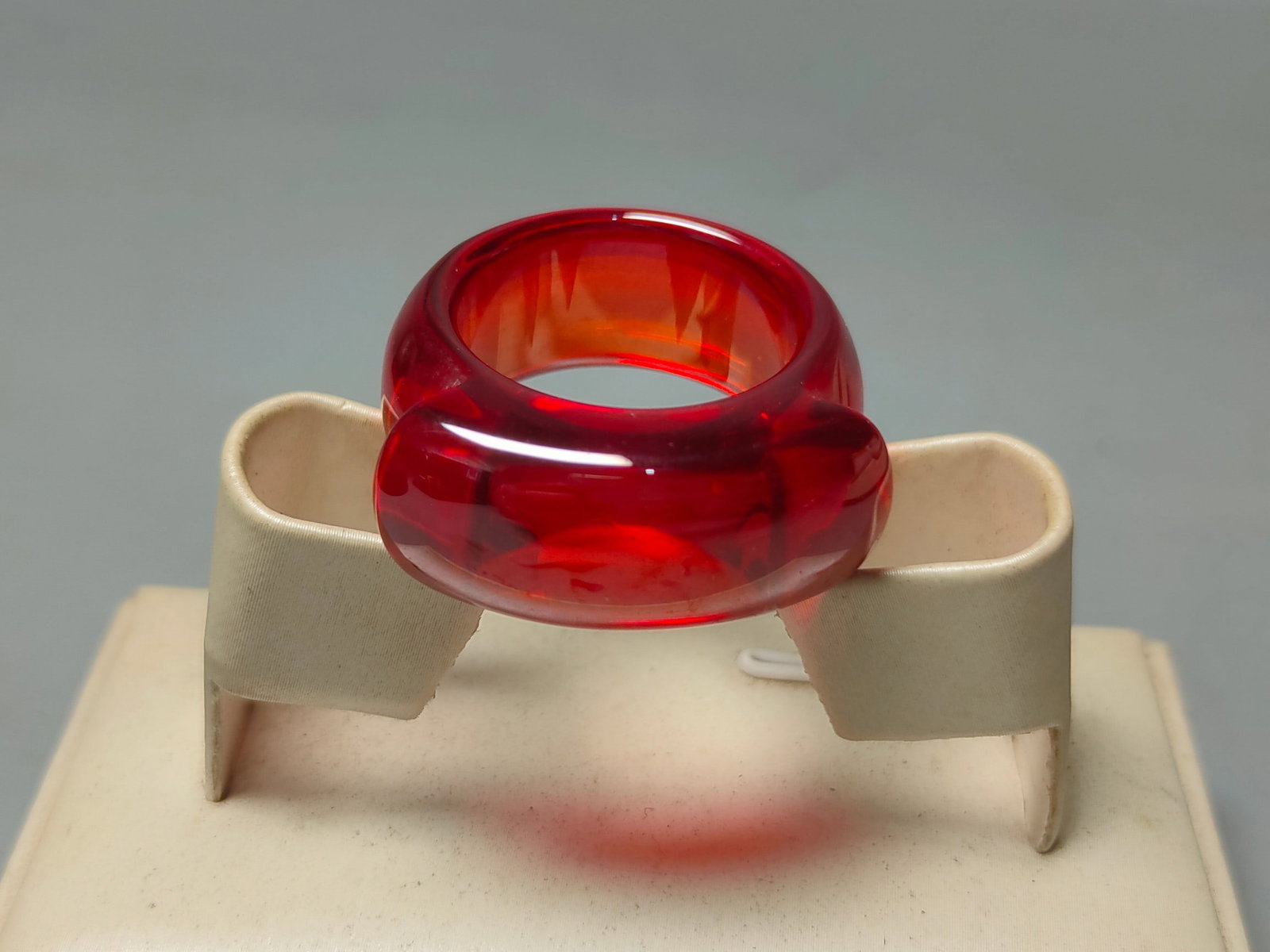 Ruby saddle finger - 7