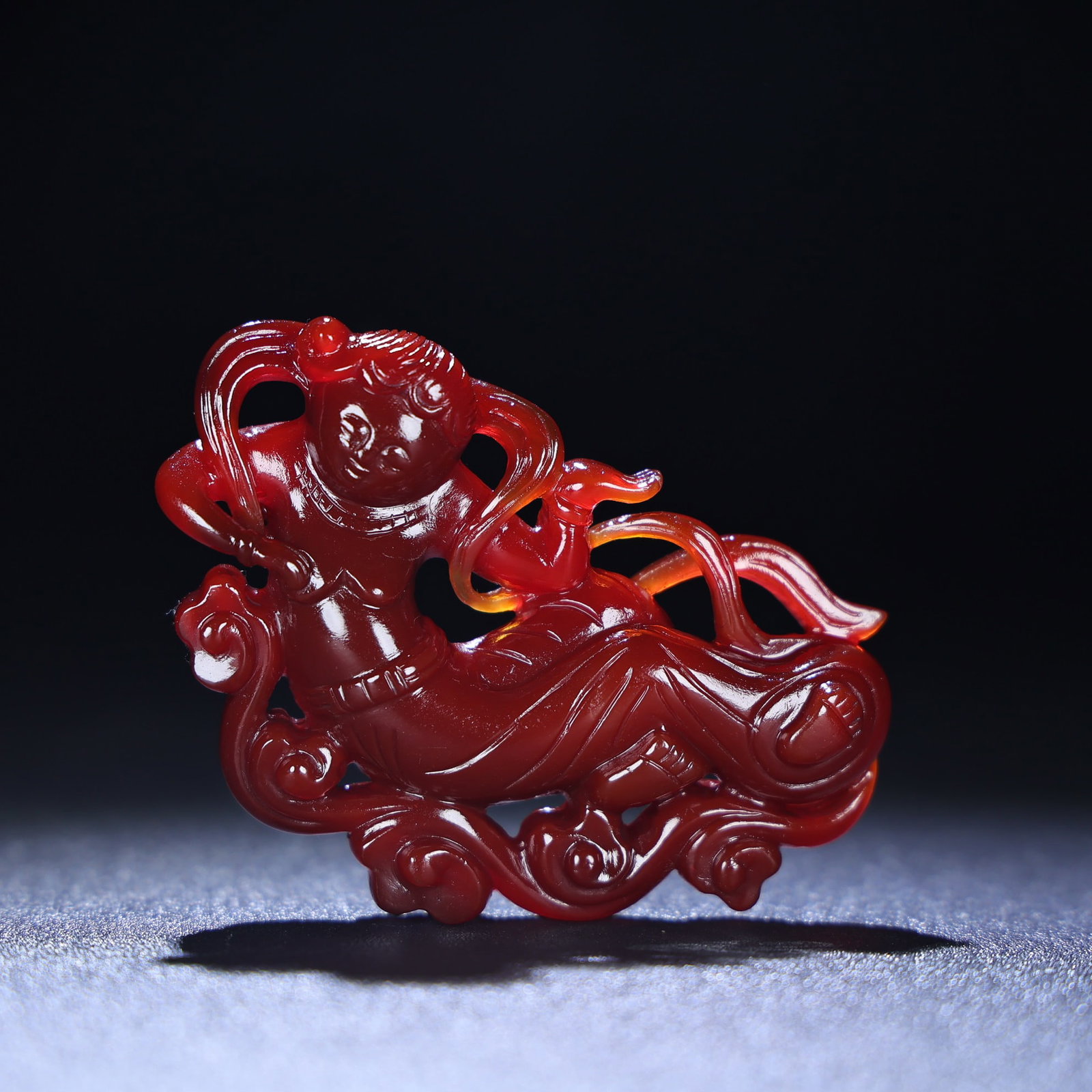 Exquisite antique, agate flying apsara - 3