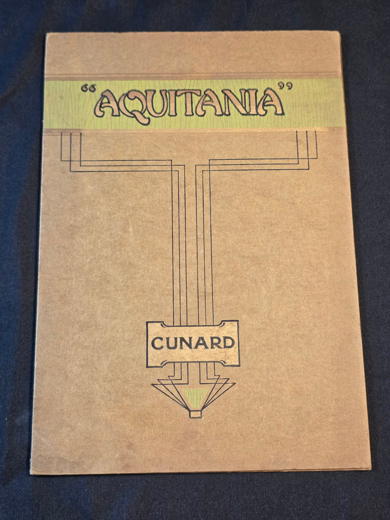 Cunard R.M.S. Aquitania Cutaway (1 of 5)