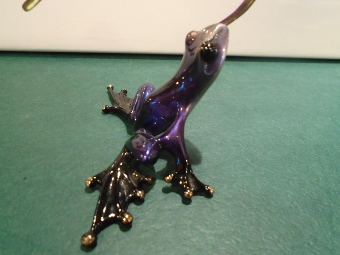 Sunset Dark purple metallic frog Bronze Sculpture (1 of 7)