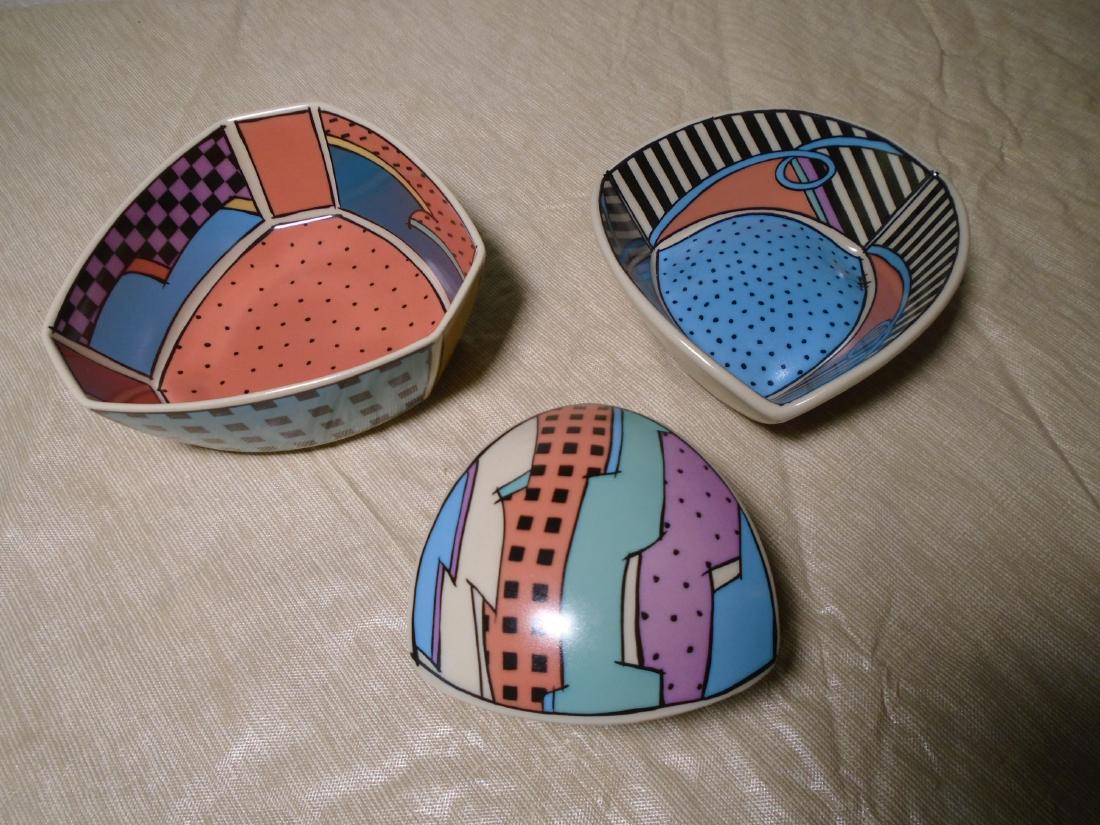 Set of 3 " Flash" Ceramic small bowls by Rosenthal. (1 of 6)