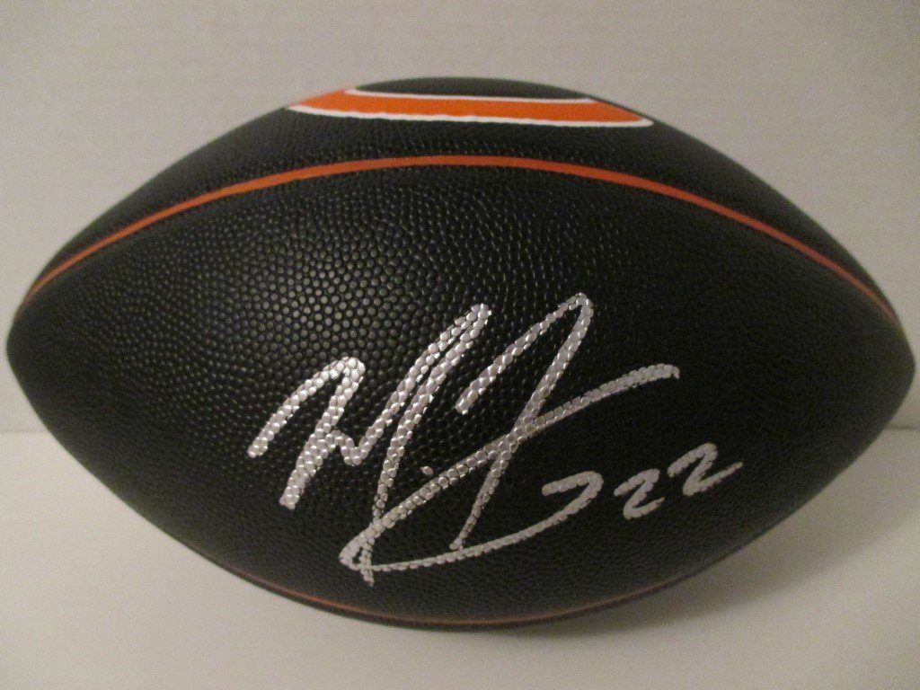 Matt Forte Bears Signed Football: Matt Forte Chicago Bears hand signed black team logo football. This comes with a Letter of Authenticity from Star Struck Authentication.