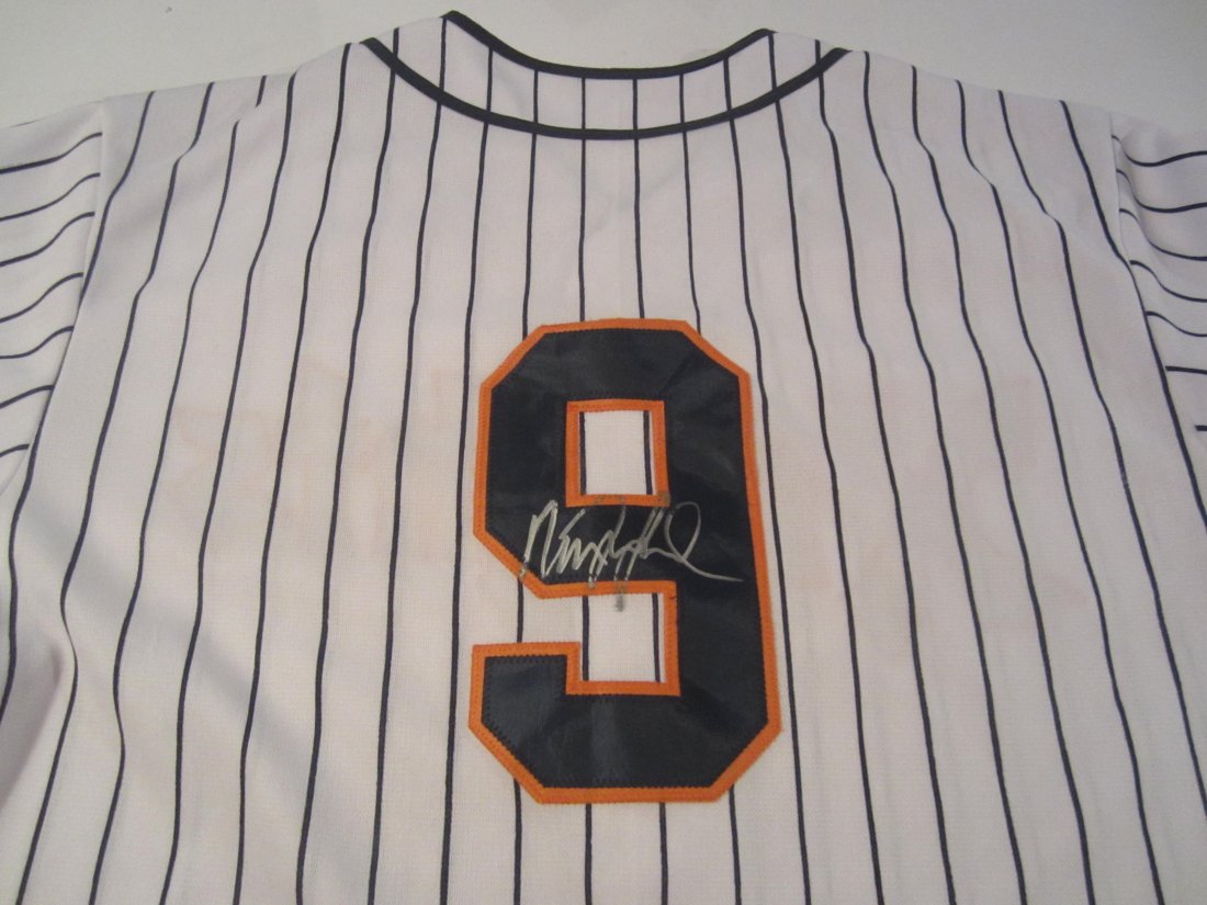 Robert Redford Auto Jersey (1 of 3)