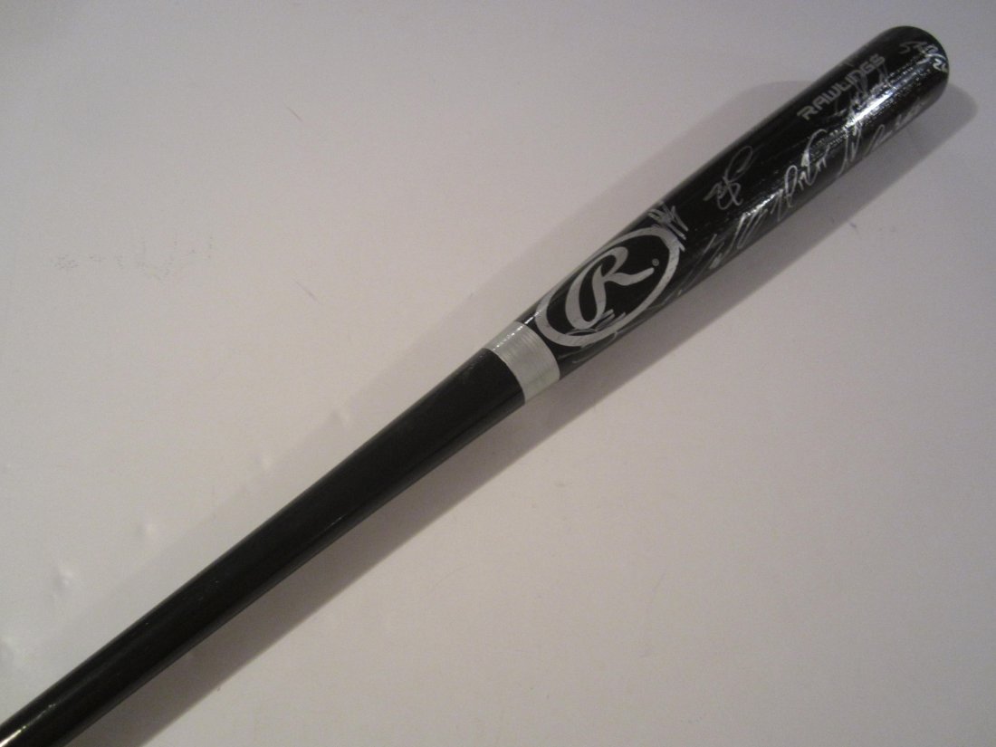 2015 Ny Yankees Team Auto Bat (1 of 4)