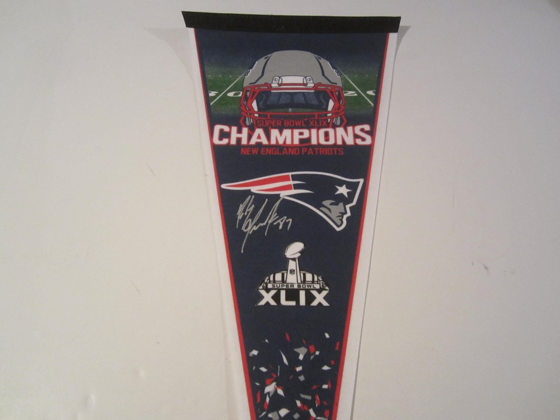 Rob Gronkowski auto pennant (1 of 3)