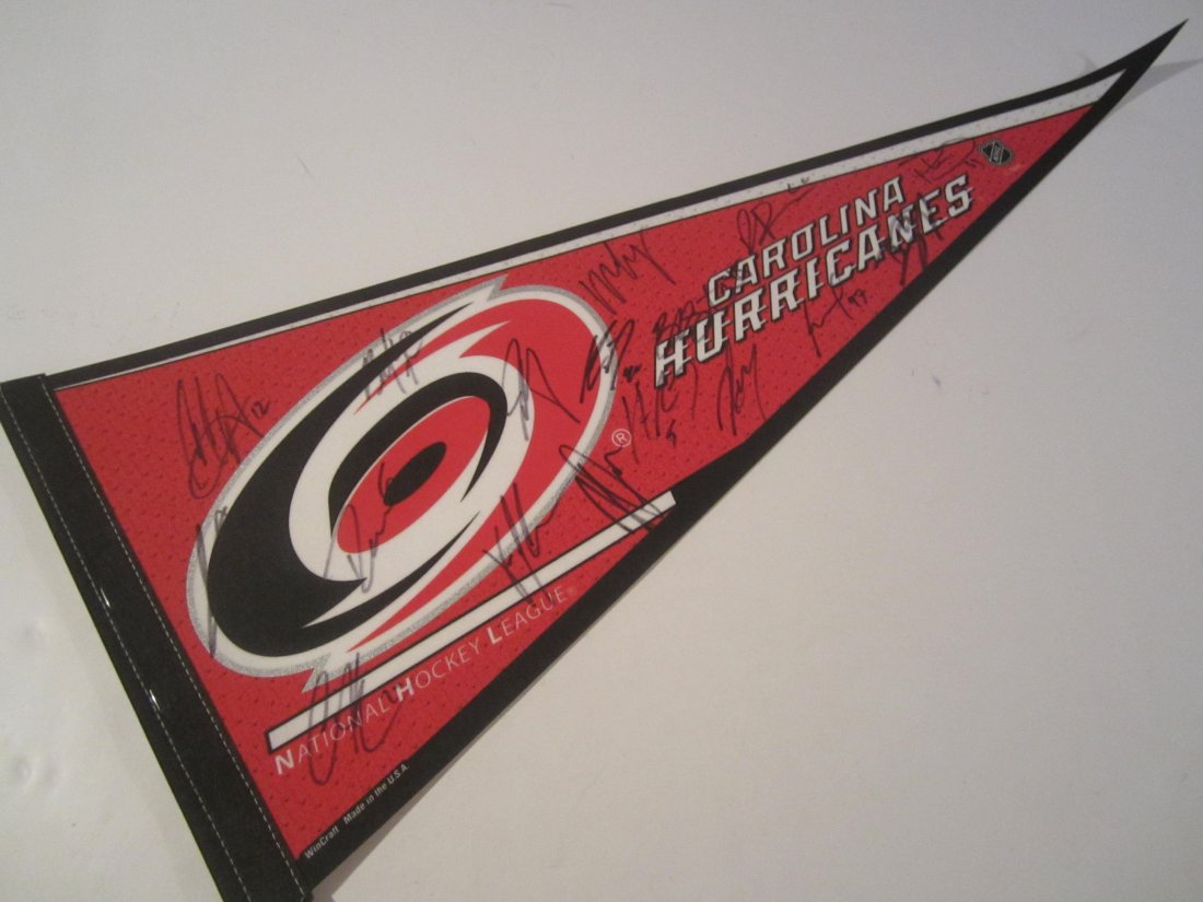 2014 C Hurricanes auto pennant (1 of 2)