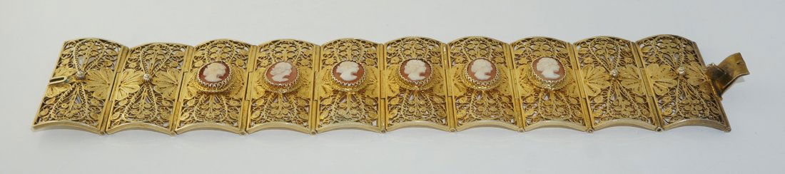 Antique Cameo Bracelet (1 of 3)