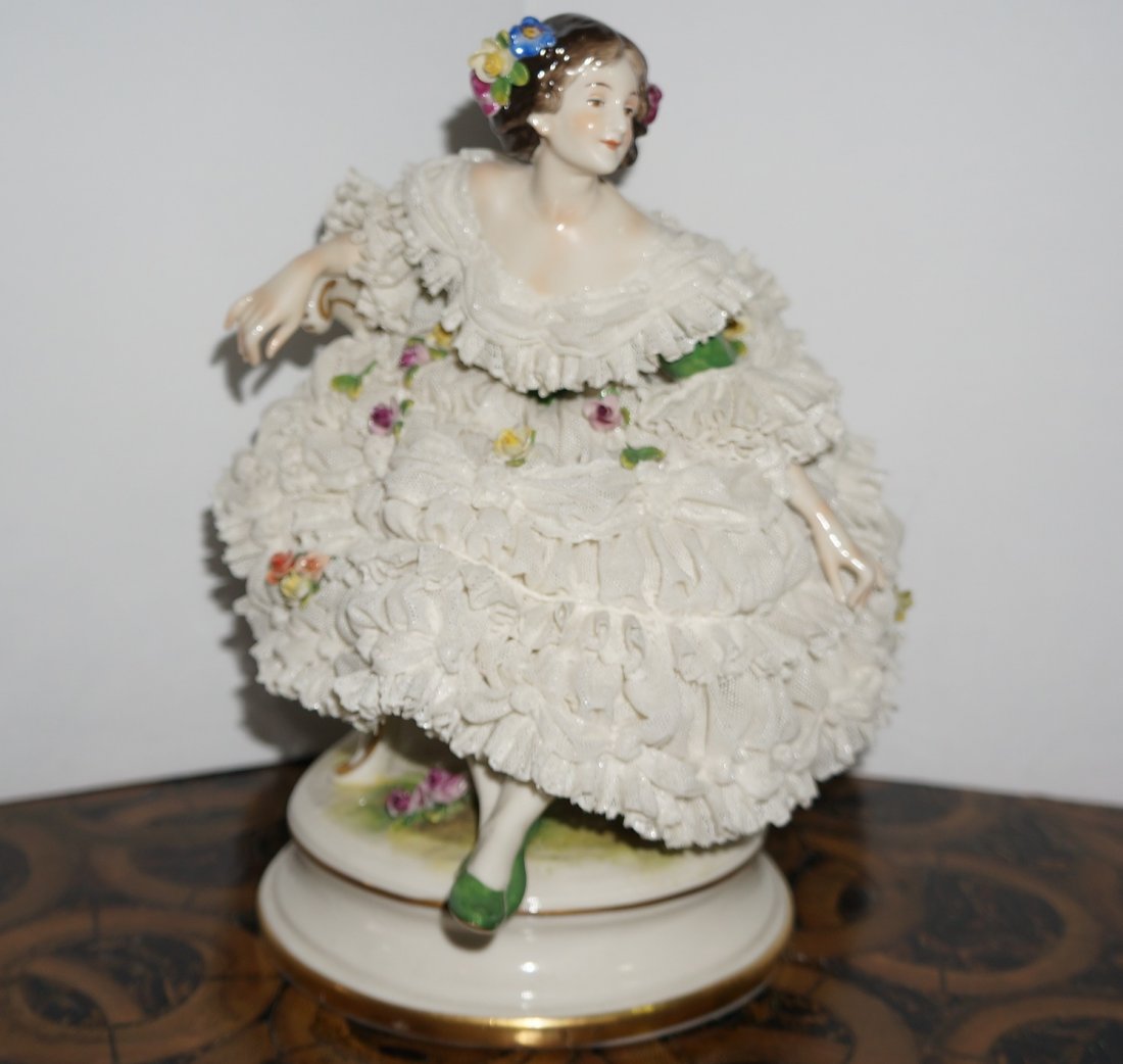 Modern German Porcelain (1 of 5)