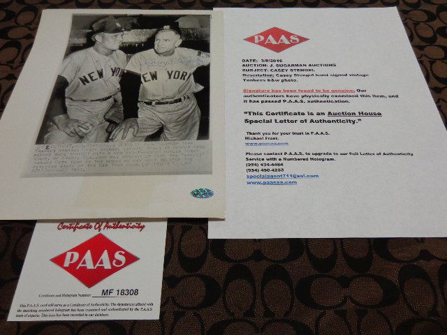 CASEY STENGEL Autographed Vintage Black & White Photo (1 of 5)