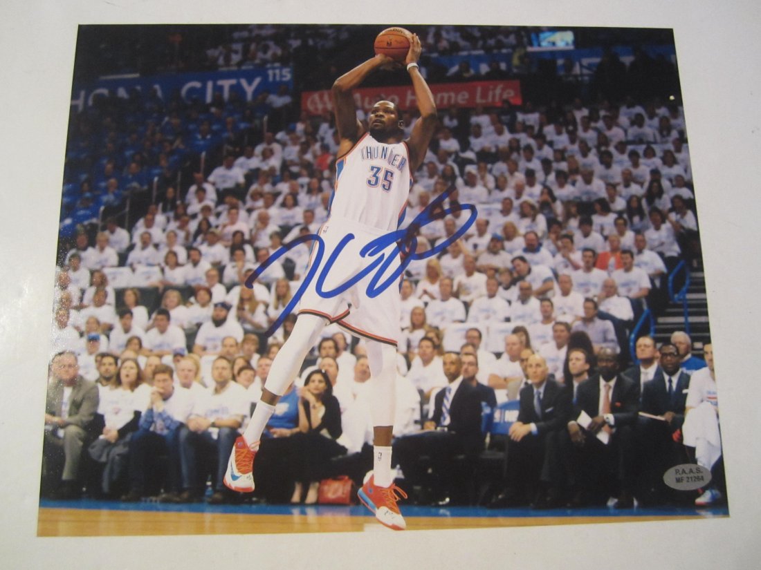 Kevin Durant signed photo (1 of 2)