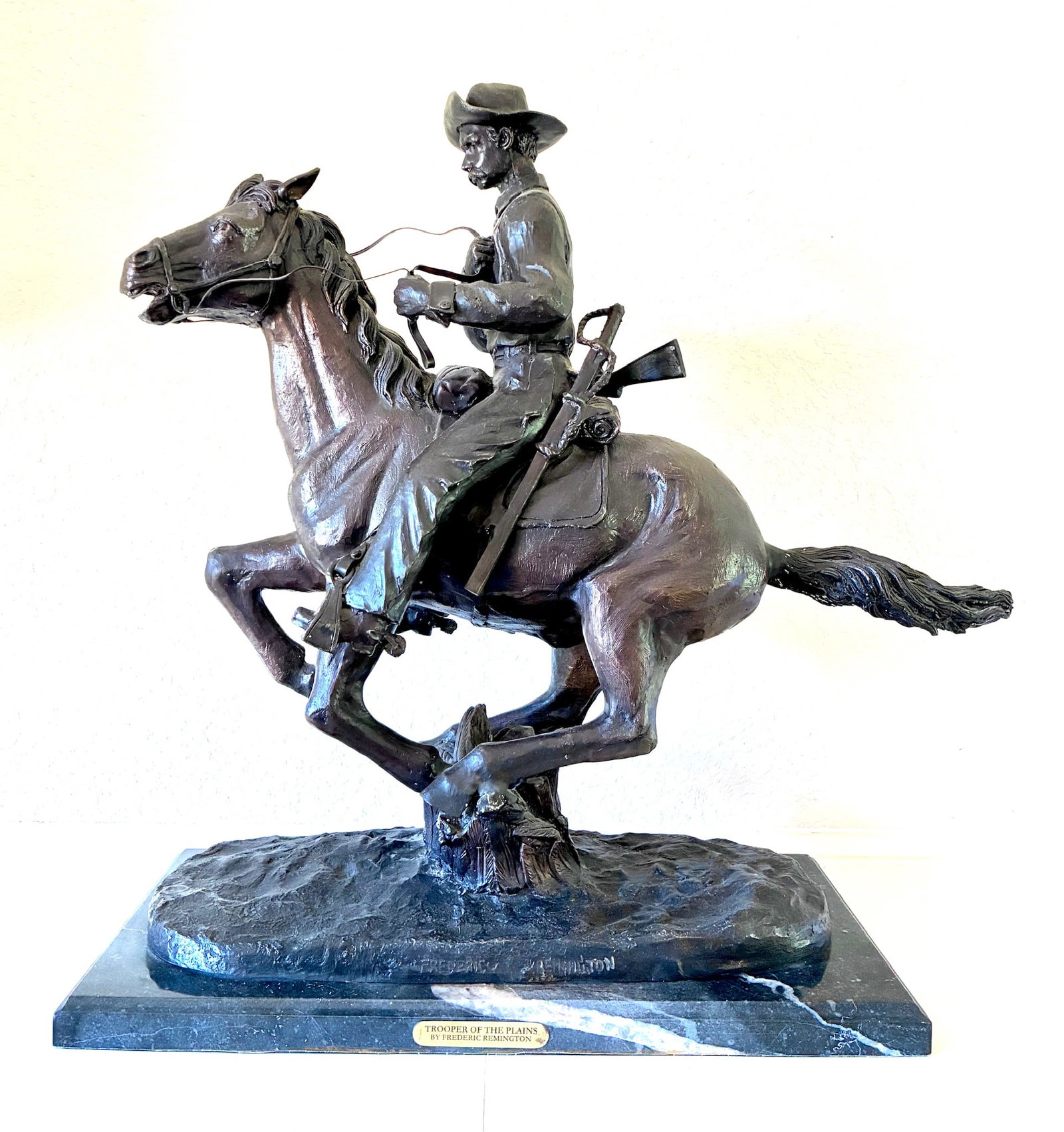 Frederic Remington "Trooper of the Plains": Large heavy metal sculpture with marble base. 23.5" height x 26" long x 10" wide