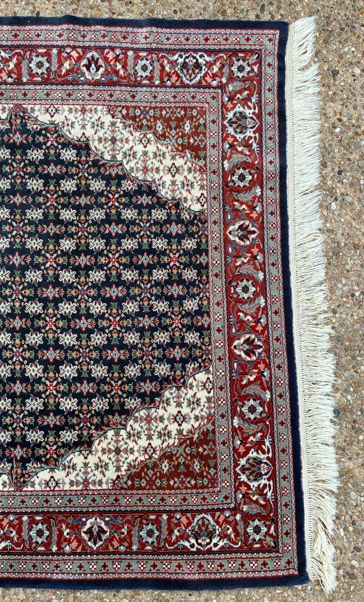 Tabriz Oriental Rug - 4