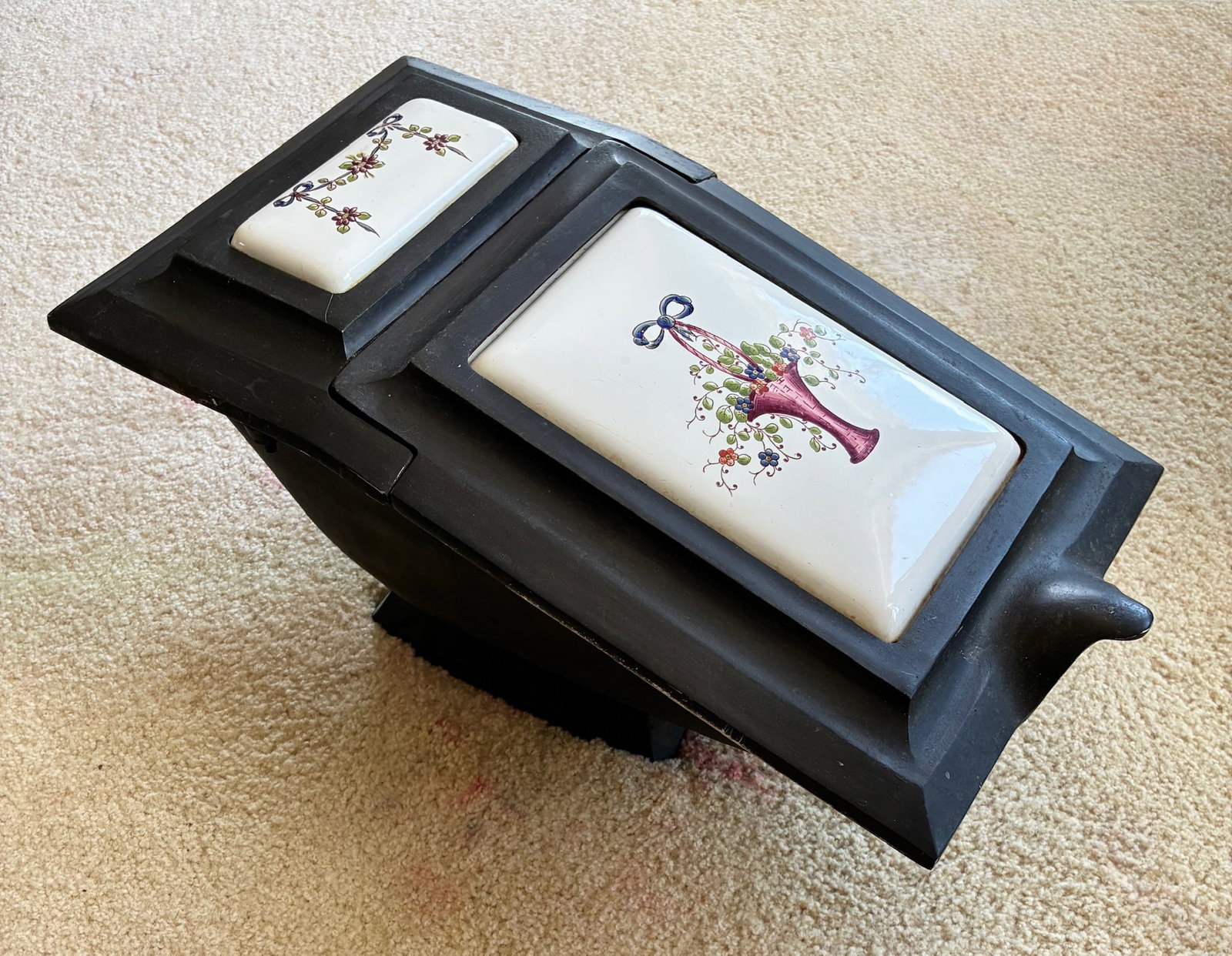 Antique Coal Scuttle 1890s (1 of 7)