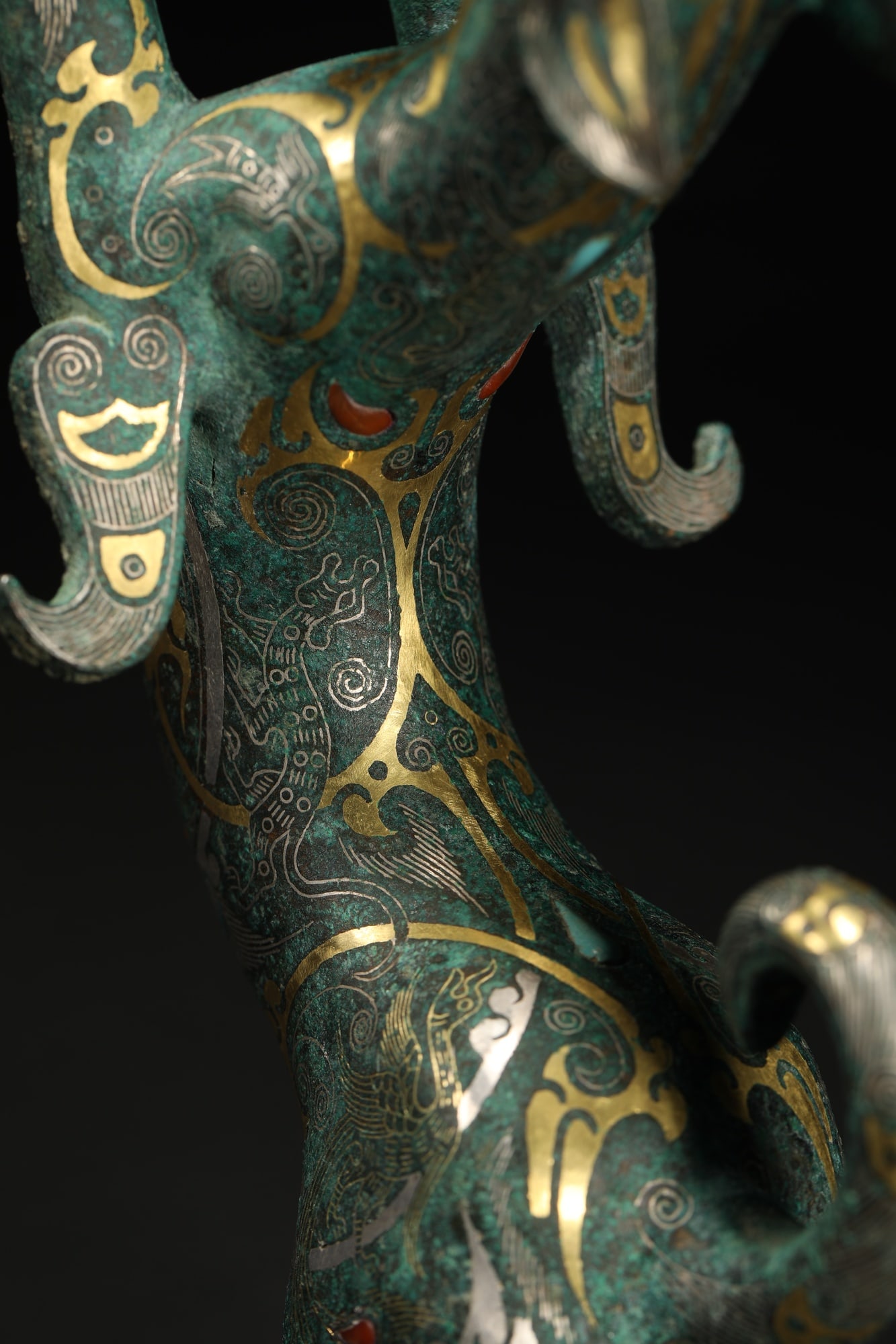 BRONZE GILT-SILVER TIGER - 12