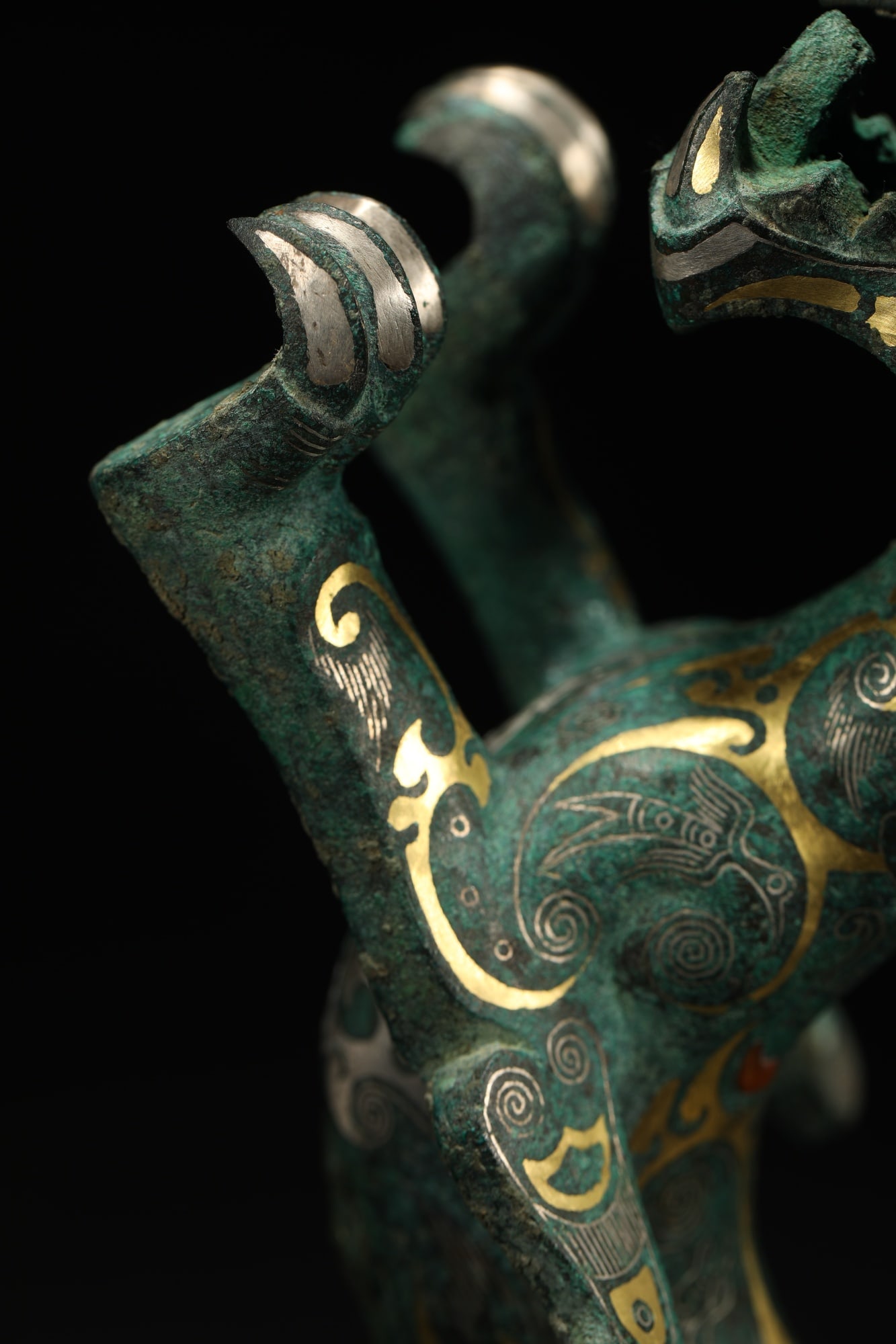 BRONZE GILT-SILVER TIGER - 3