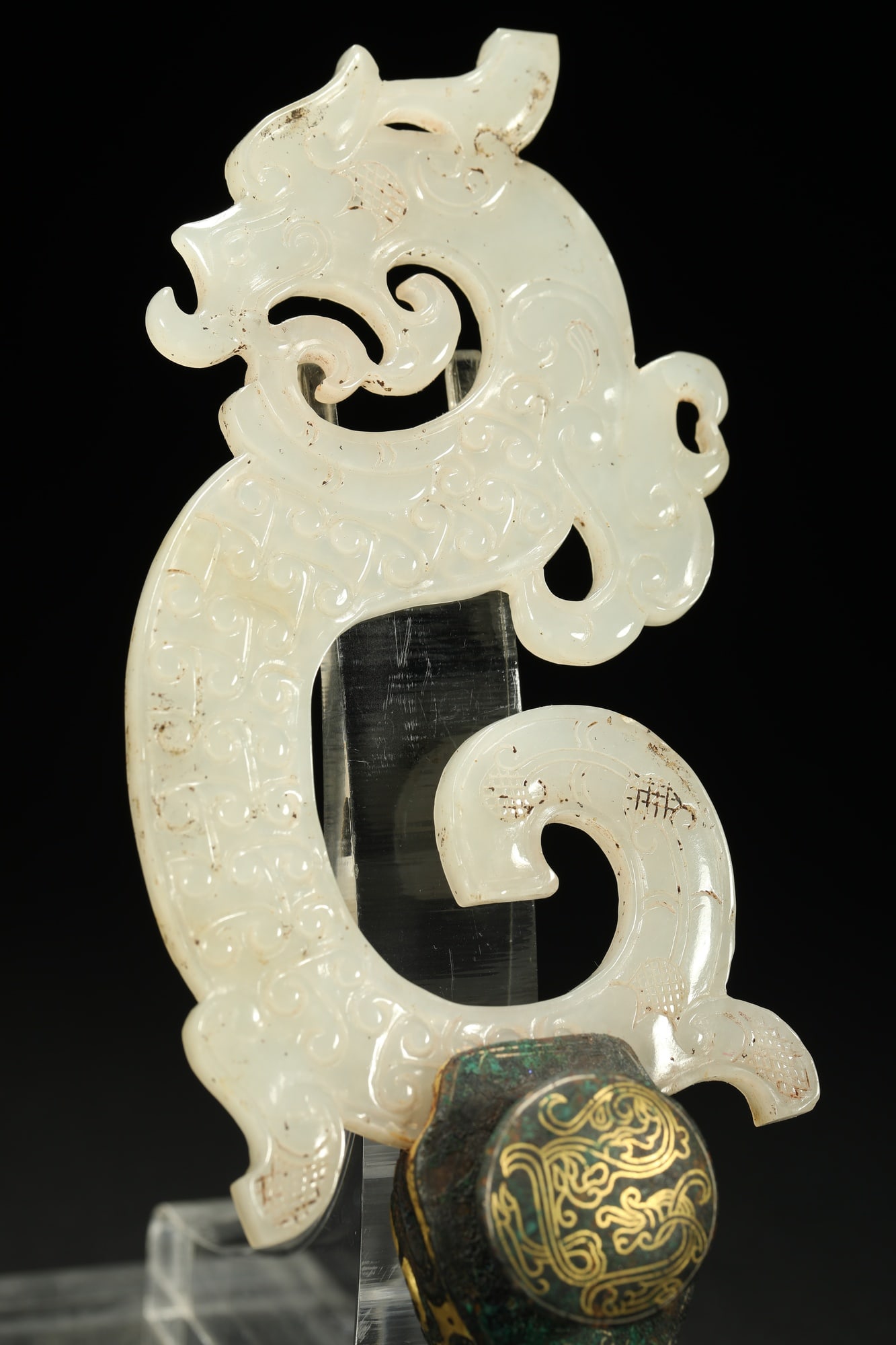 BRONZE GILT-SILVER JADE BELT HOOK - 6
