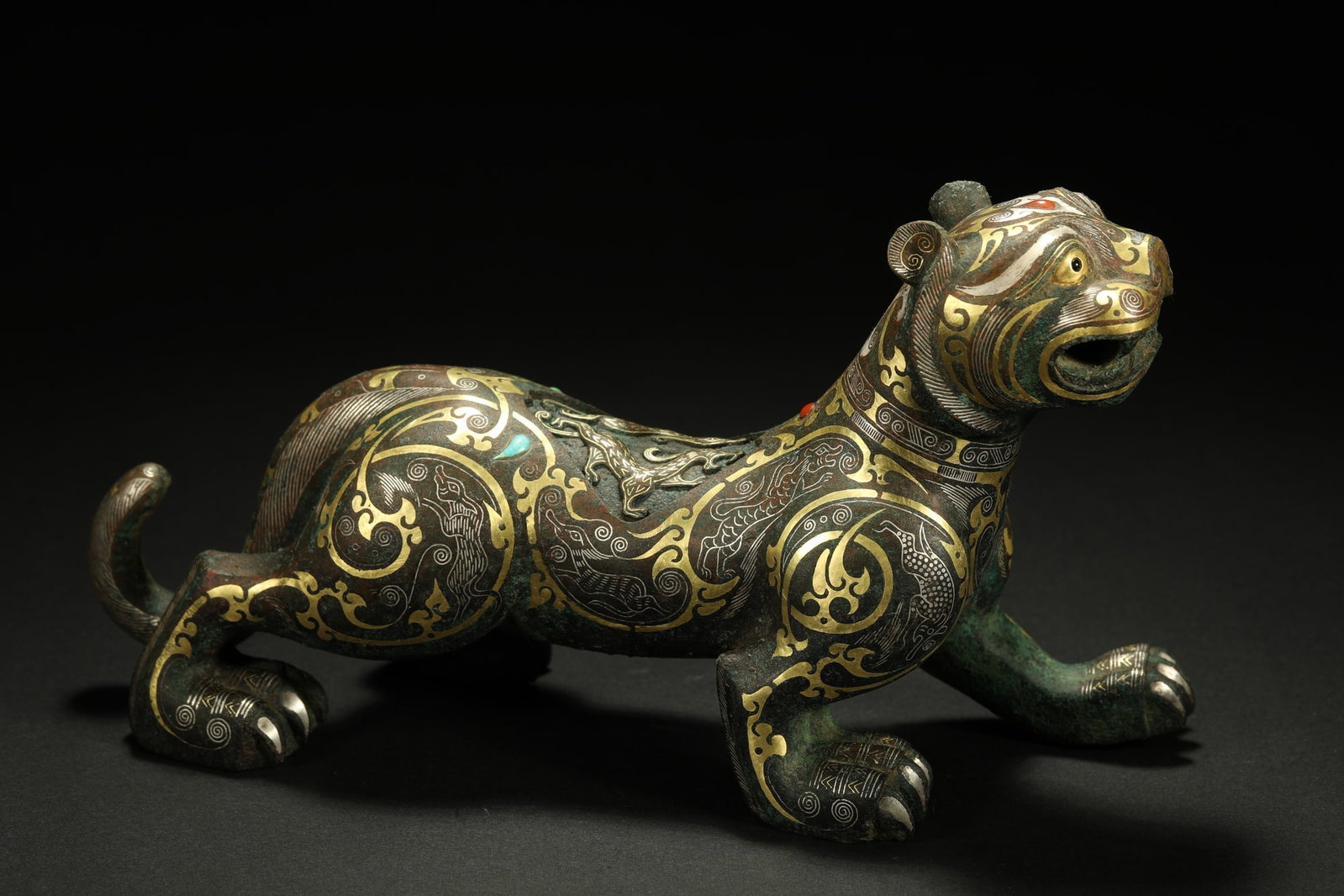 BRONZE GILT-SILVER TIGER (1 of 9)