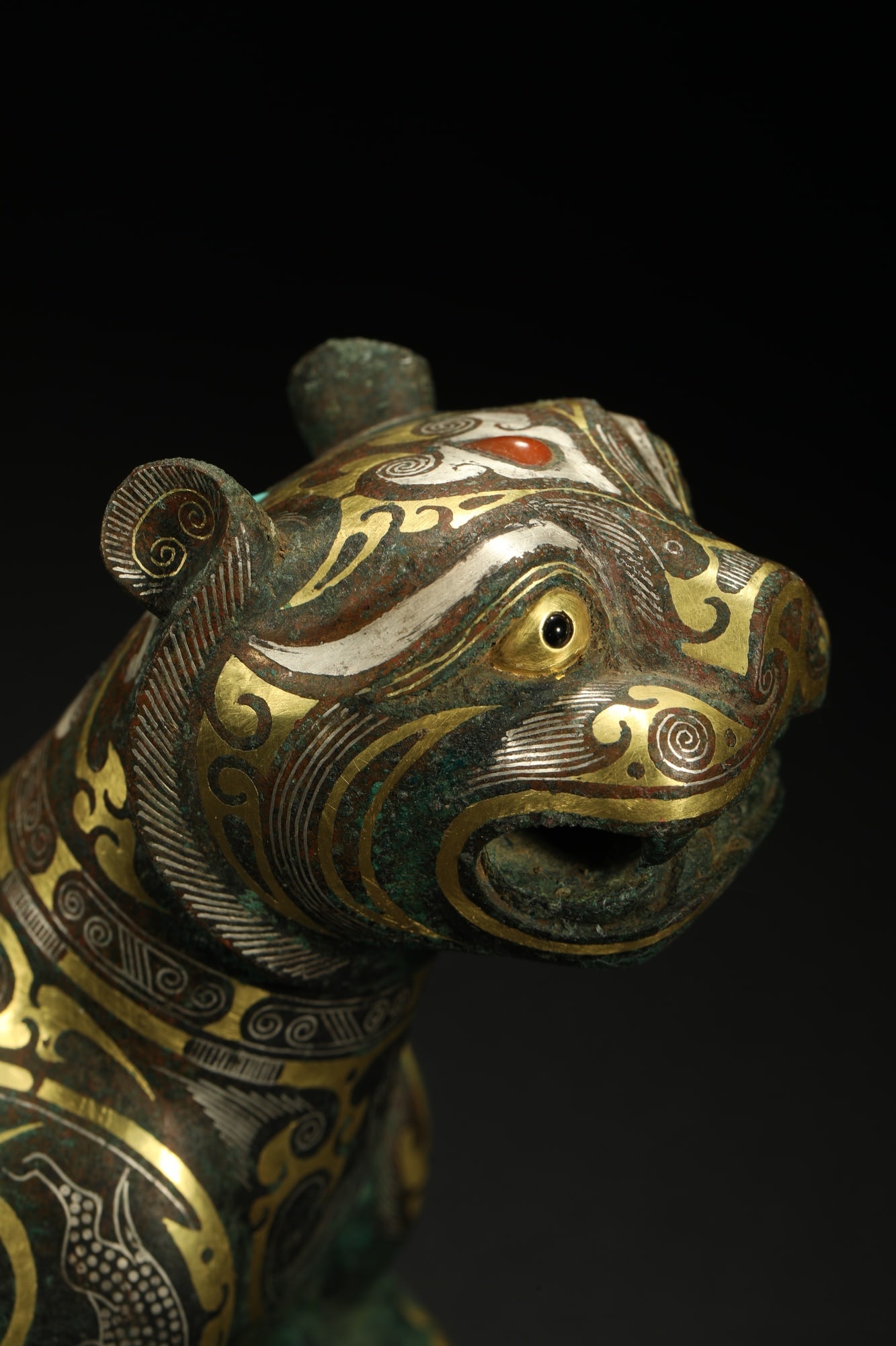 BRONZE GILT-SILVER TIGER - 2