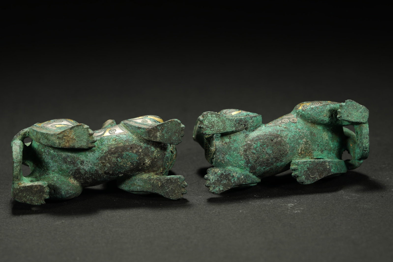 BRONZE GILT-SILVER MYTHICAL BEASTS, A PAIR - 6
