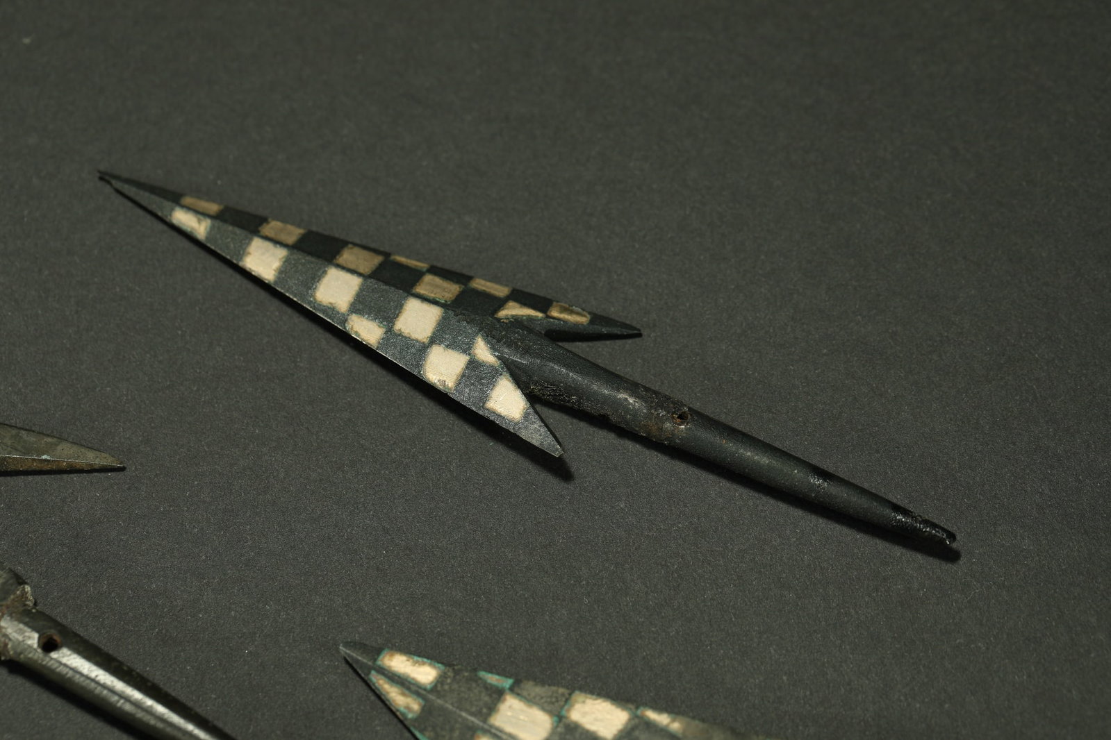 BRONZE GILT-SILVER ARROWHEADS - 2