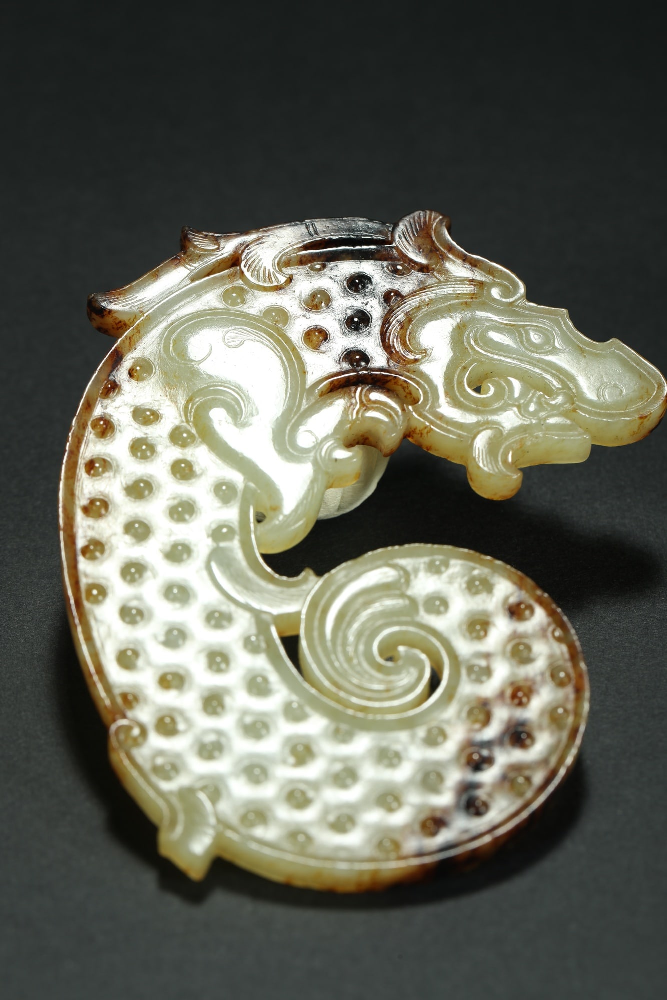 HETIAN JADE DRAGONS, A PAIR - 5