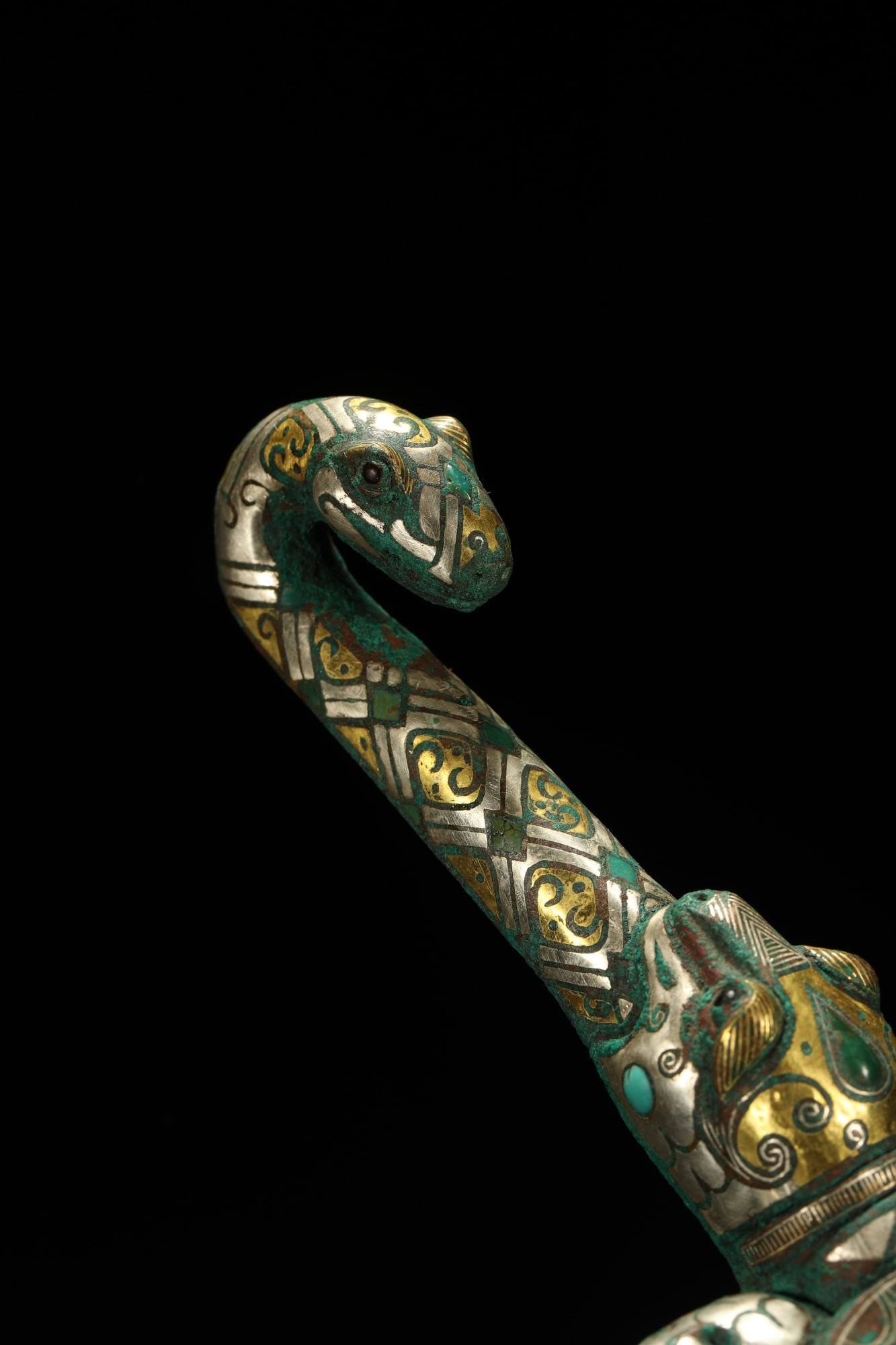 BRONZE GILT-SILVER BELT HOOK - 2