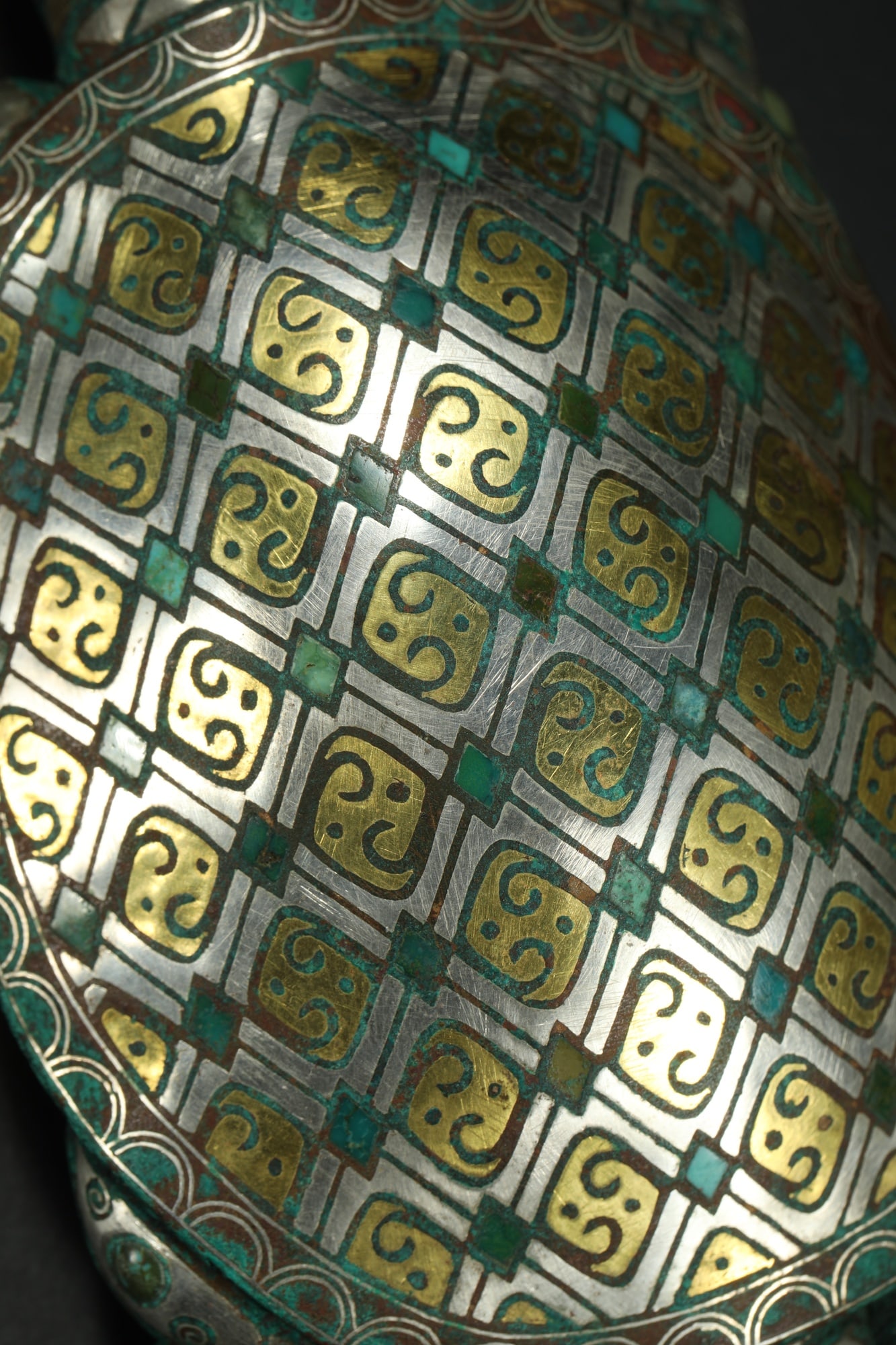 BRONZE GILT-SILVER BELT HOOK - 9
