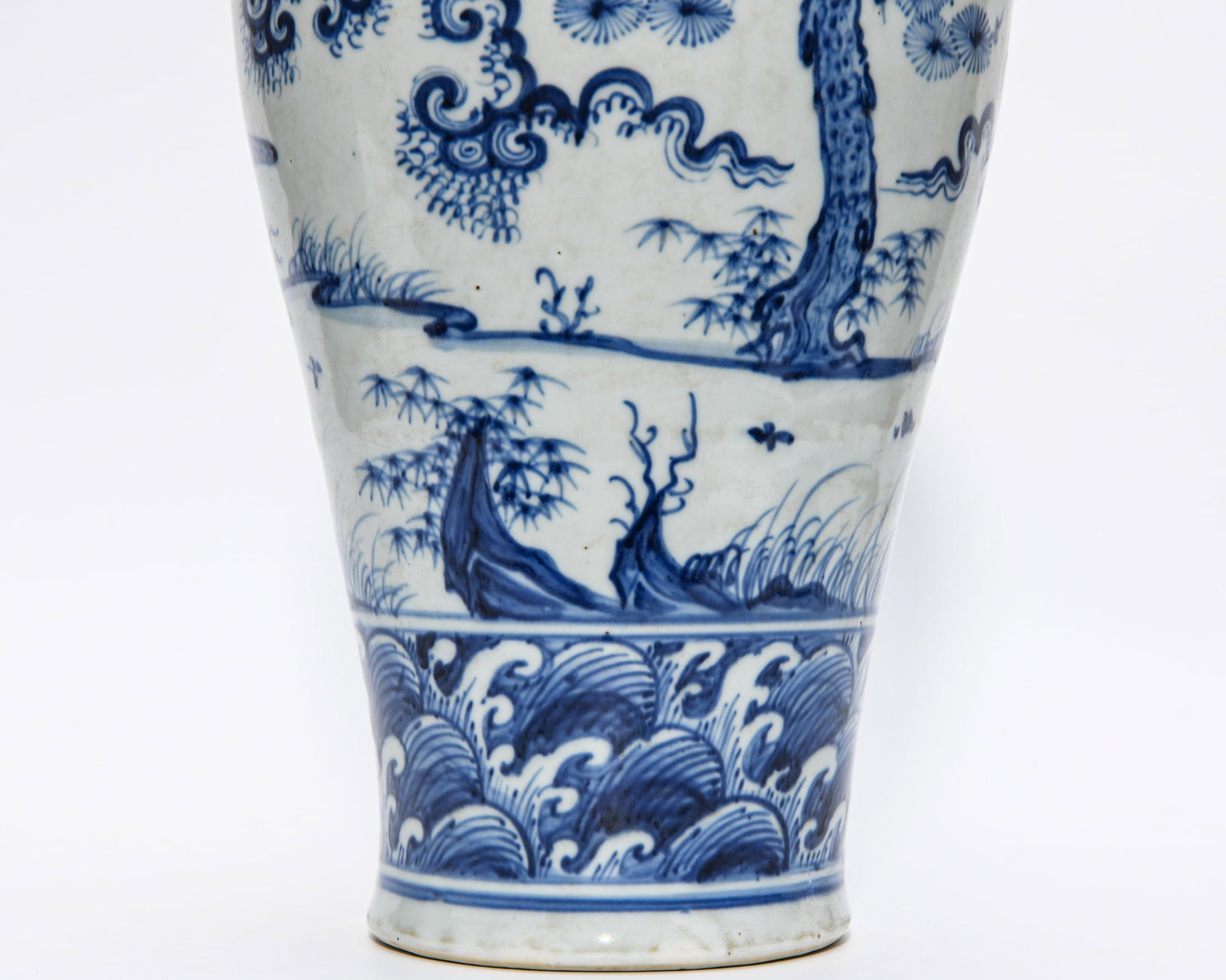 TRANSITIONAL BLUE AND WHITE FIGURAL MEIPING - 8