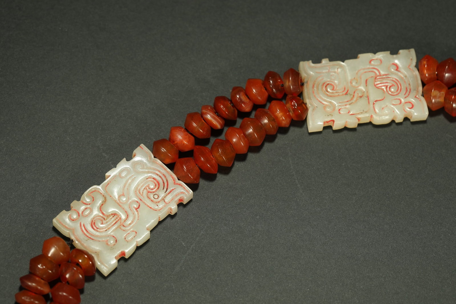AGATE AND HETIAN JADE NECKLACE - 8
