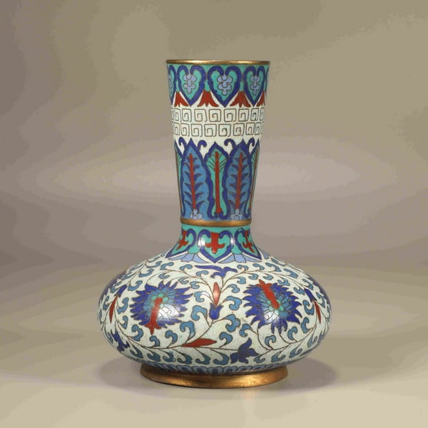 20th centuryBlue and White Porcelain Bottle with Floral Design (1 of 6)