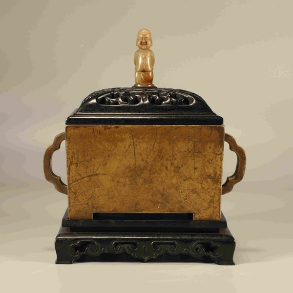 20th centuryBrass manger furnace (1 of 6)