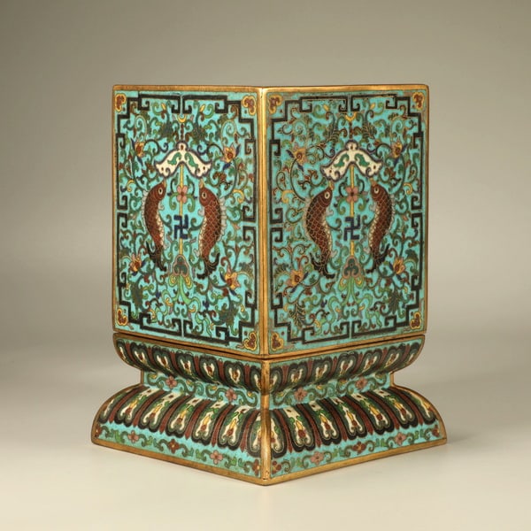 The 20th century - Jadeite blue enamel auspiciousness-abundant container with seal (1 of 8)