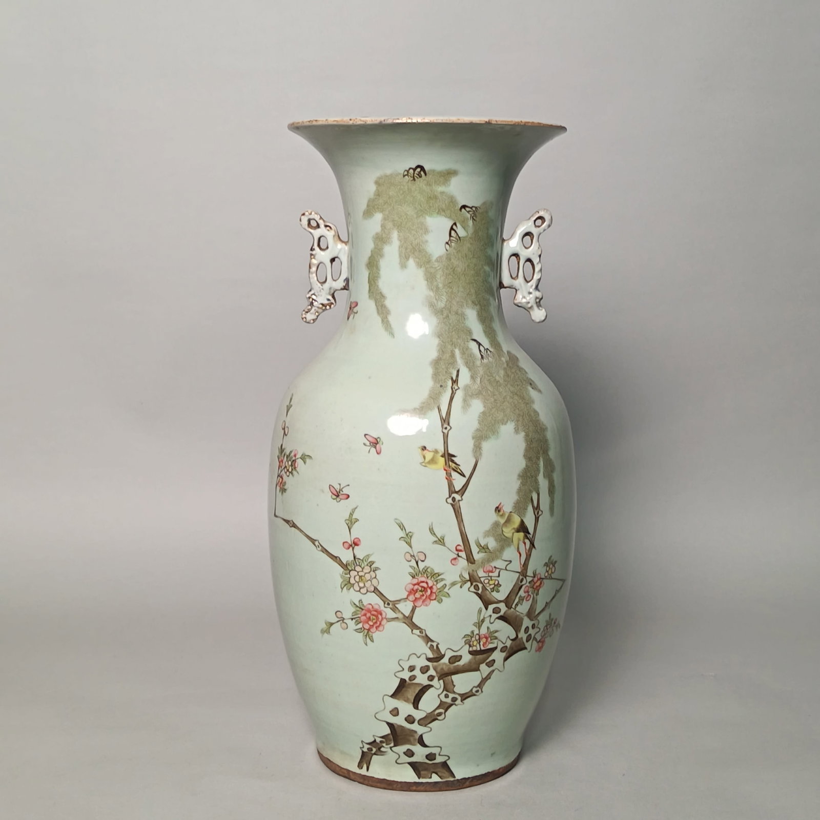 19th century - Pink enamel flower and bird double-ear bottle (1 of 5)
