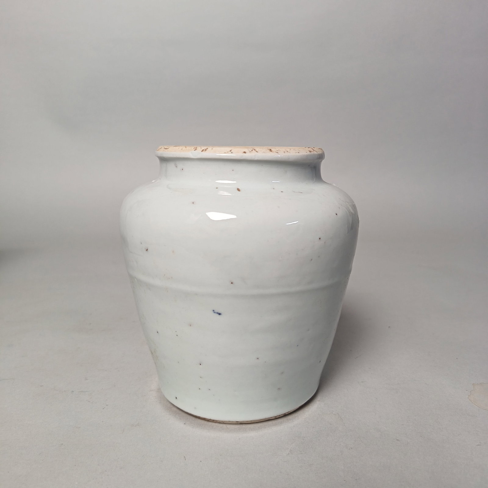 19th centuryWhite glazed jar (1 of 5)
