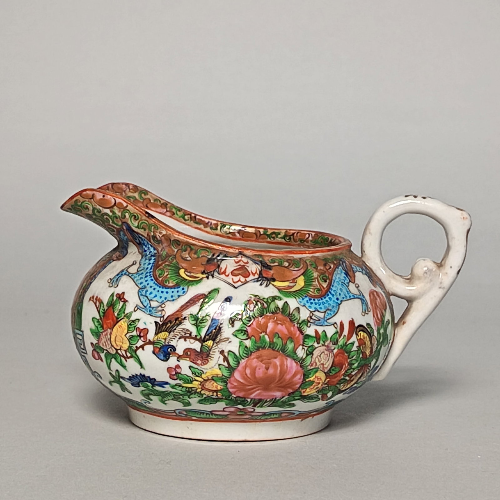 Republic of China Guangcai flower and bird-shaped double-handled vase with the character for (1 of 5)