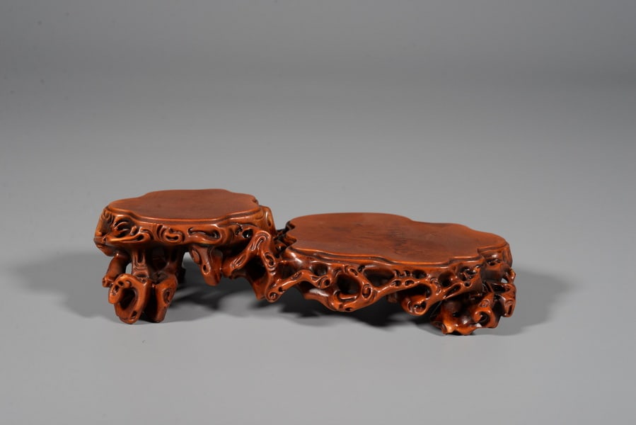 White jade figurine - 4