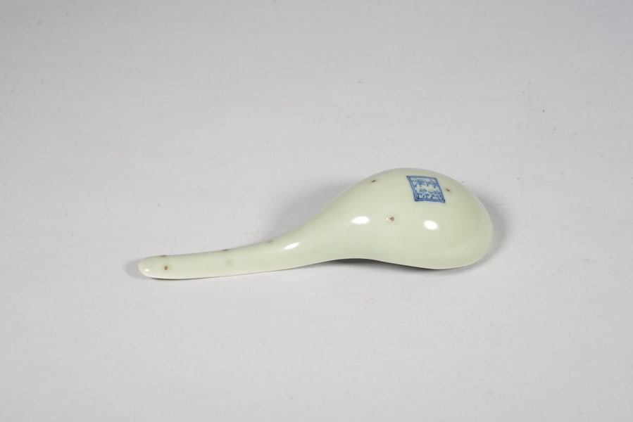 Blue-glazed spoon - 2